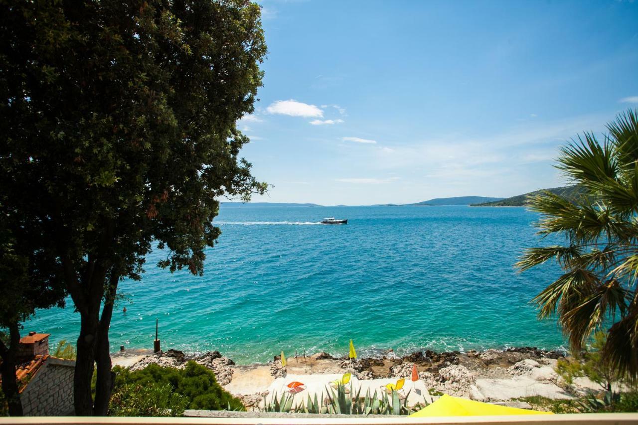 Villa Amarela Seget Vranjica Exterior foto