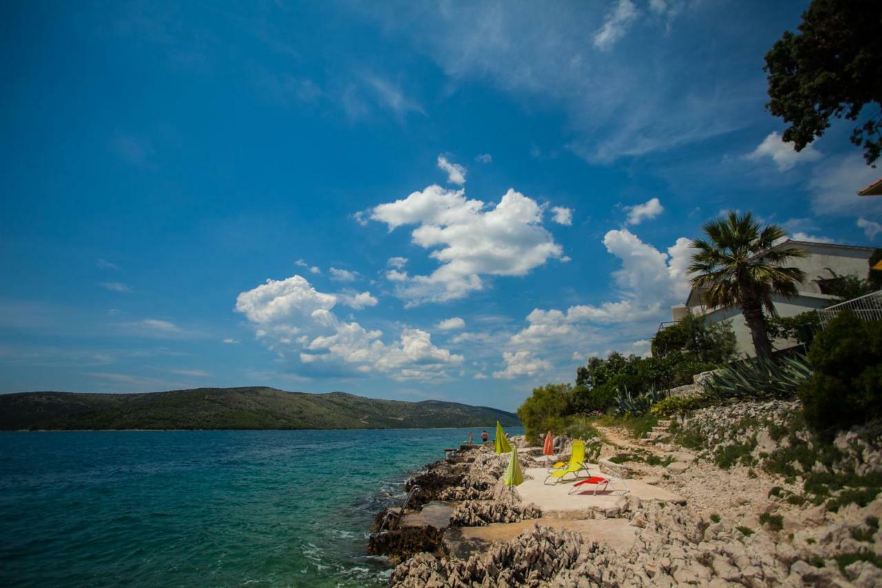 Villa Amarela Seget Vranjica Exterior foto