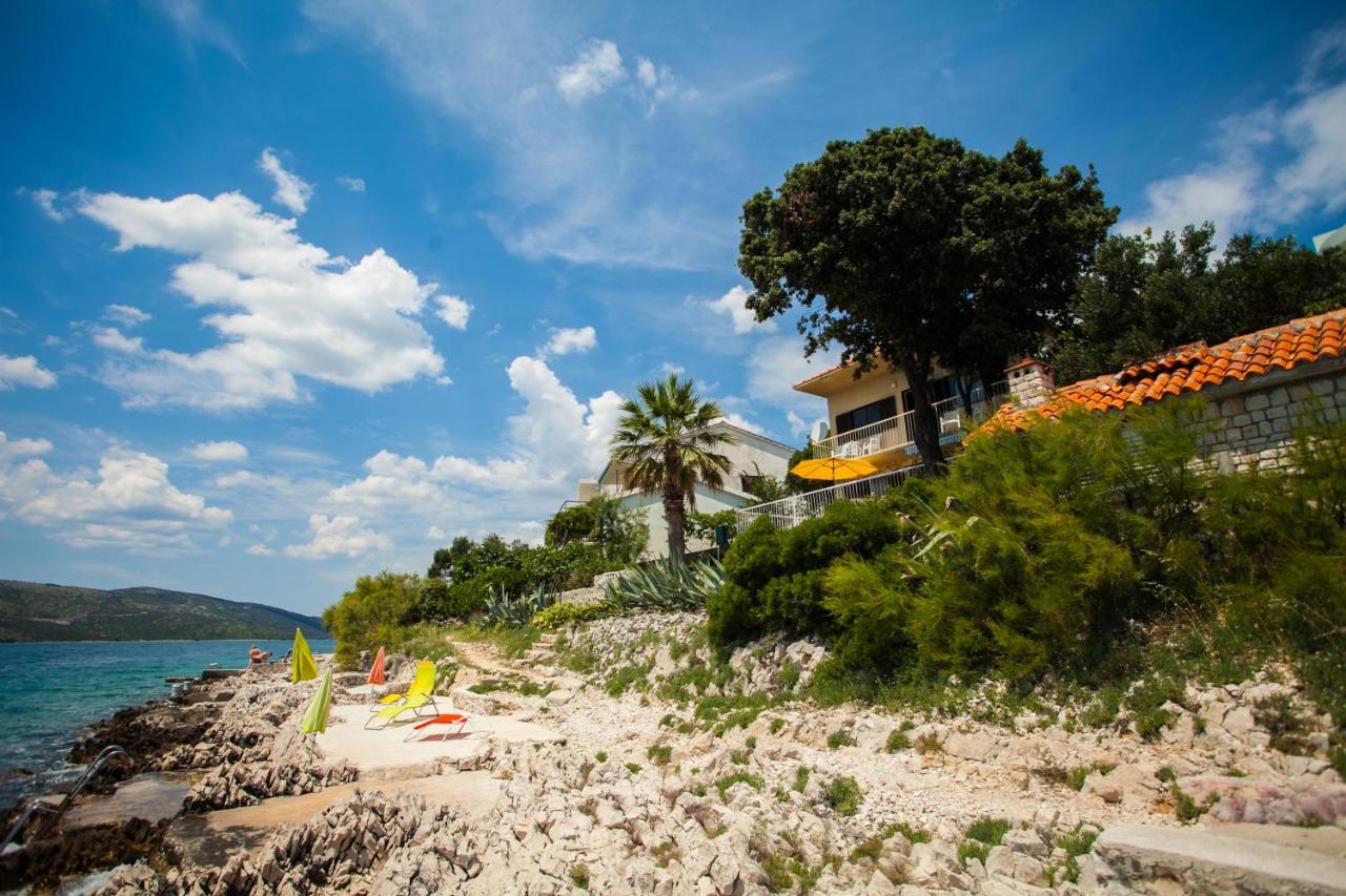 Villa Amarela Seget Vranjica Exterior foto